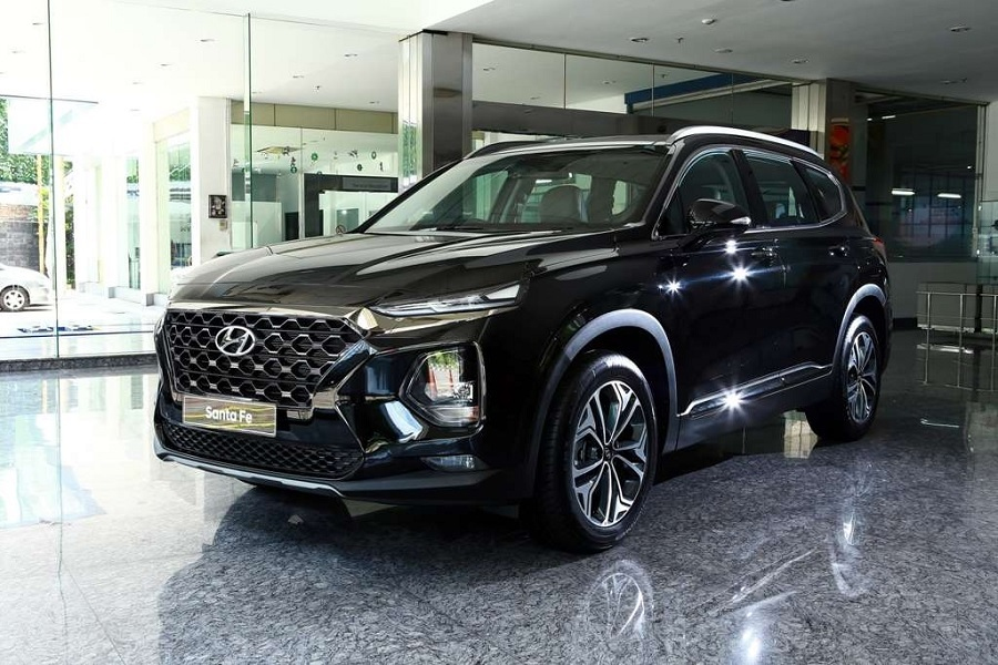 Hyundai All New Santa Fe: Pesaing Berat Toyota Fortuner dengan Kesan Eropa yang&nbsp;Memikat!